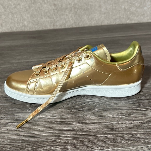 Adidas Stan Smith Gold Shoes - Picture 7 of 15